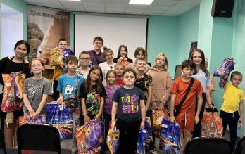 Акция 'Собери Ребенка в Школу'